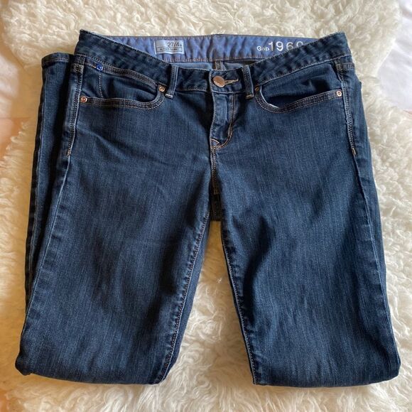 Gap skinny jeans  - Picture 1 of 5